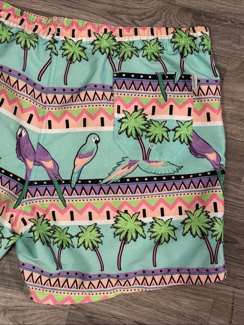 Chubbies Coconut Grove Parrot Palm tree lined swim shorts men’s sz XXL